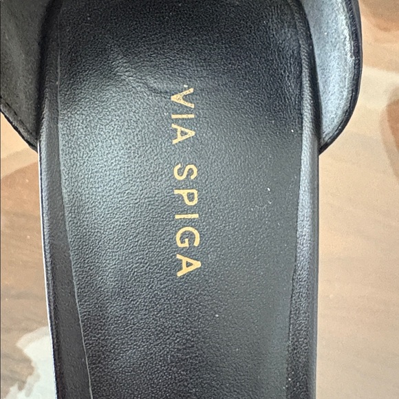Via Spiga Black Leather Heel Sandals - Picture 5 of 11